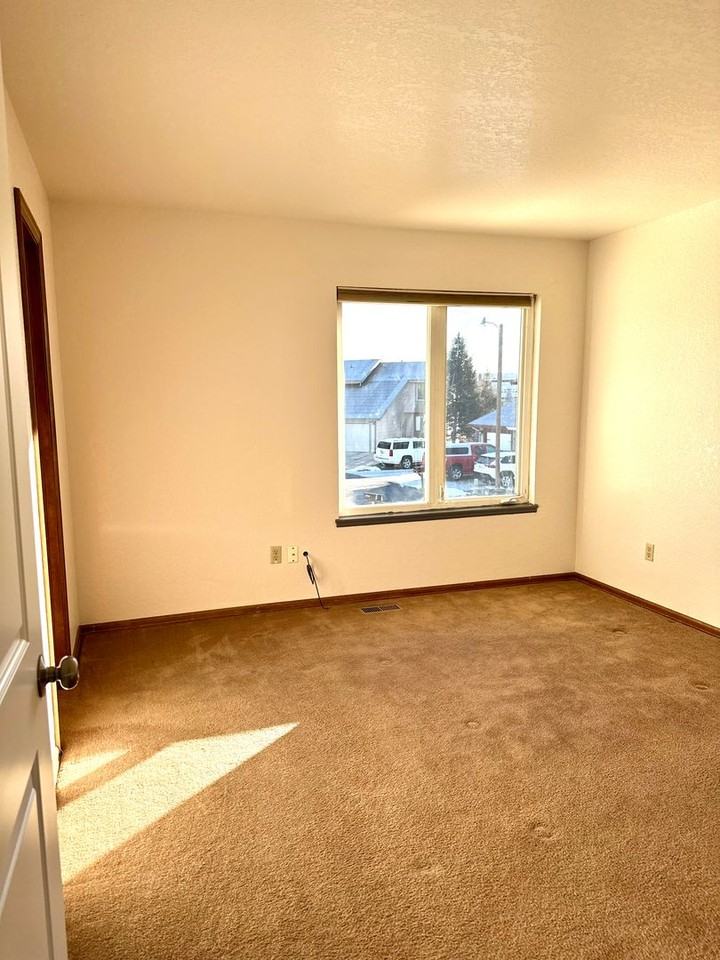 762 Century Pl #A - Photo 6 of 29