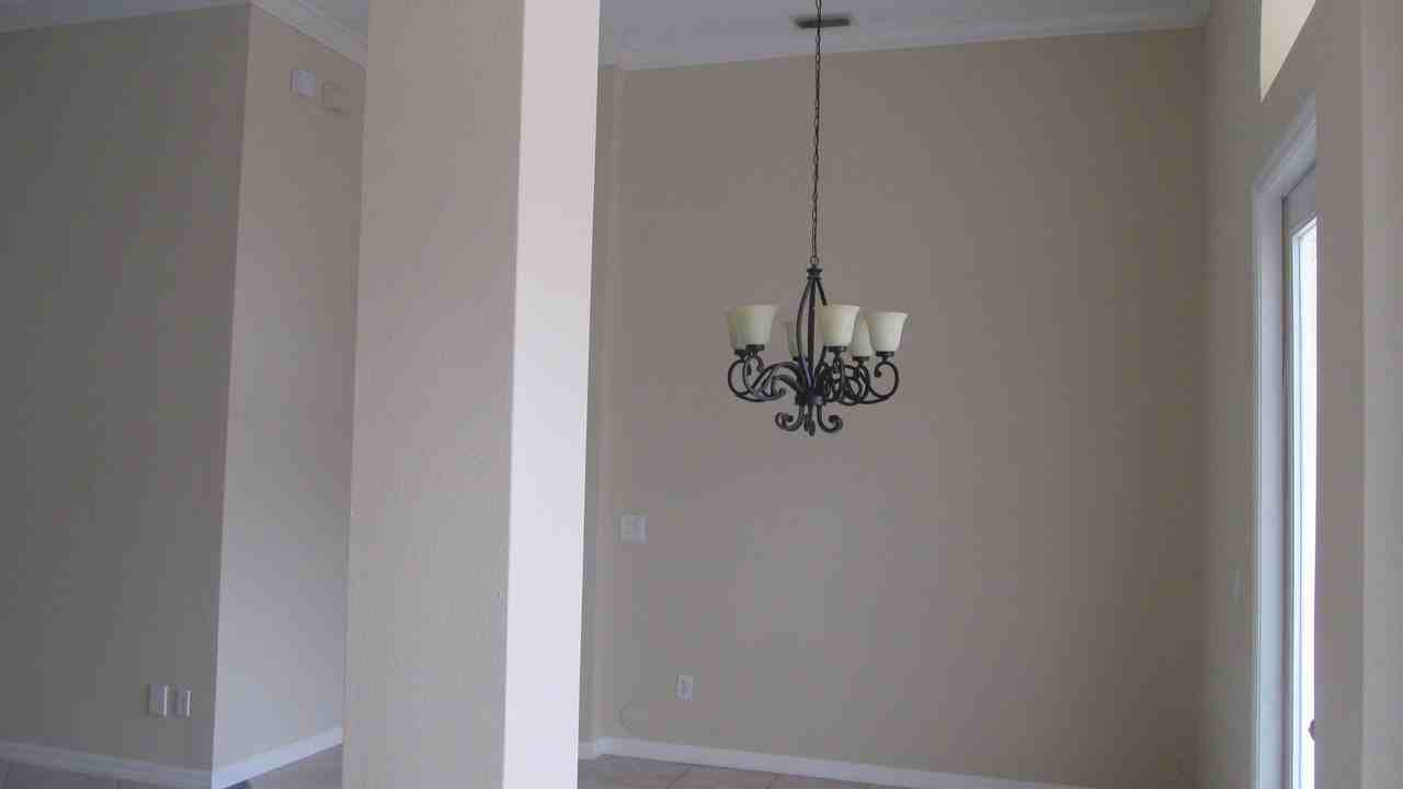 8807 Oak Landings Ct - Photo 3 of 20