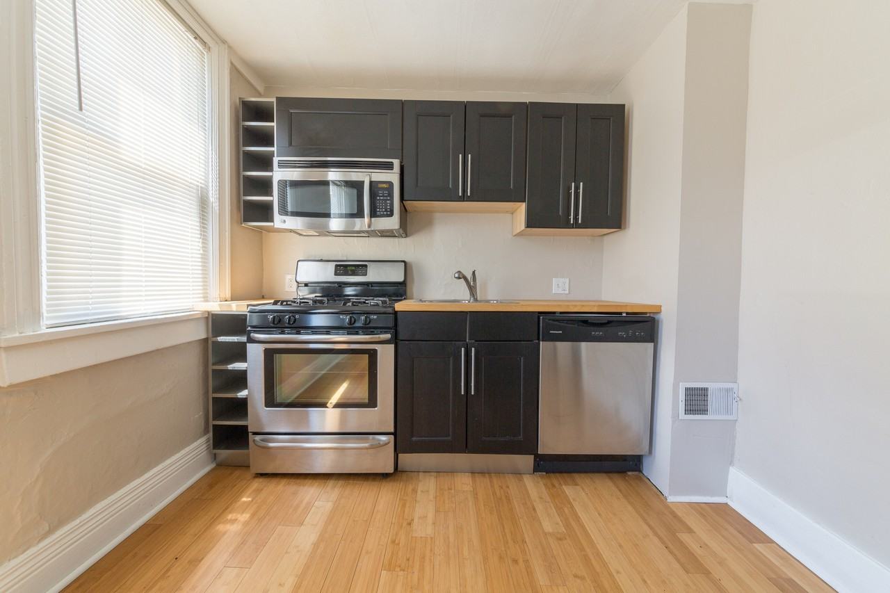 1929 Arlington Ave - Photo 2 of 21