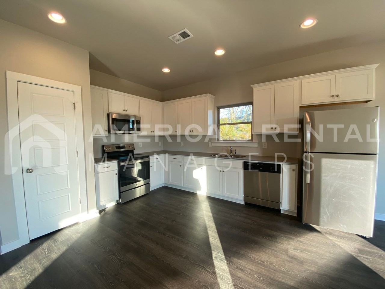 46 Granvil Way - Photo 5 of 31