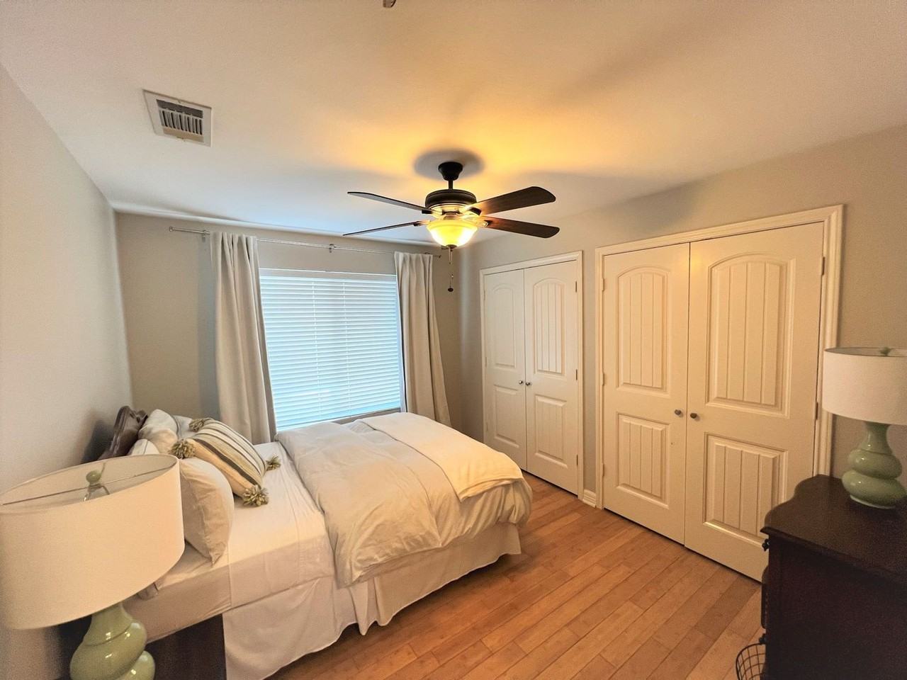 1307 Norwalk Ln - Photo 7 of 19