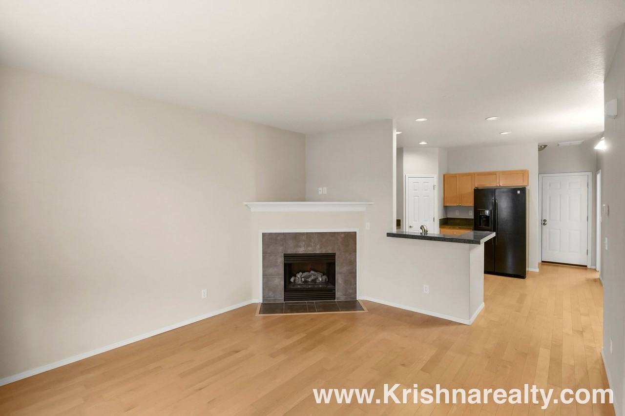 2441 Nw Rogue Valley Ter - Photo 3 of 23