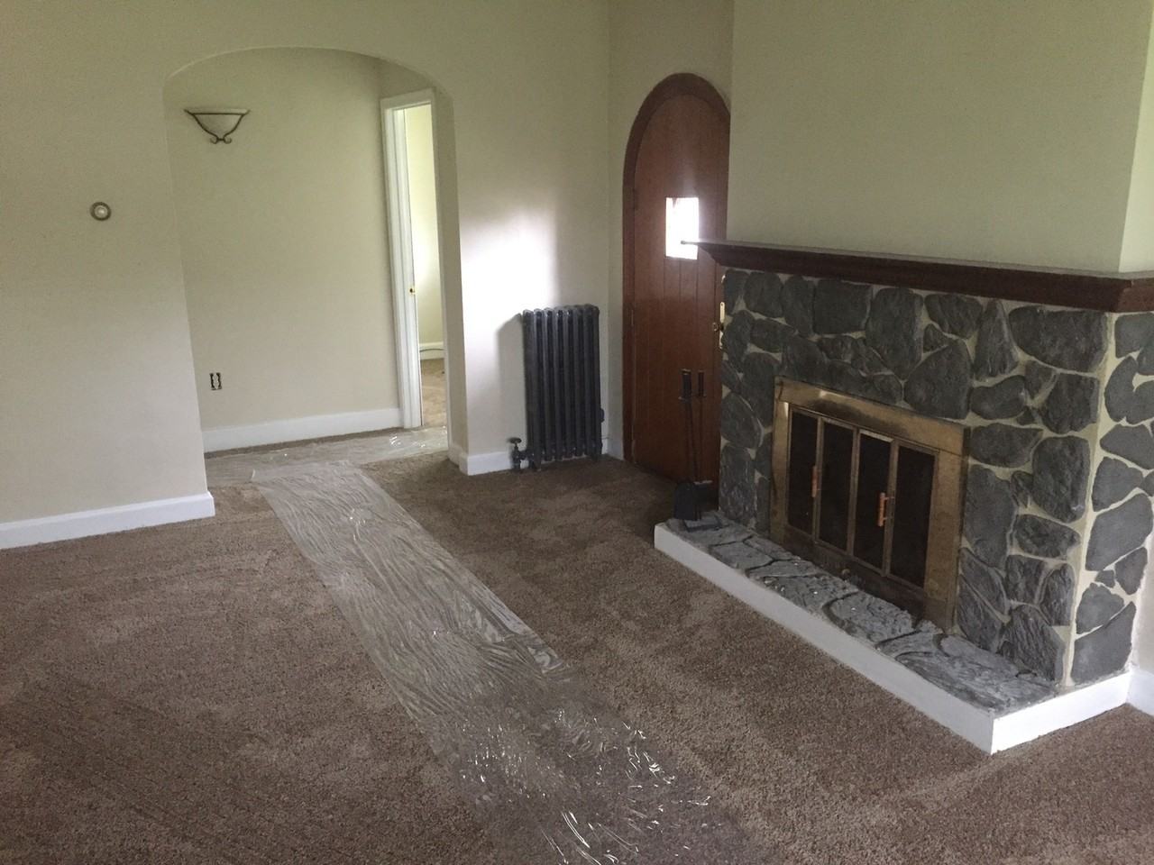 334 Lowther St - Photo 2 of 13