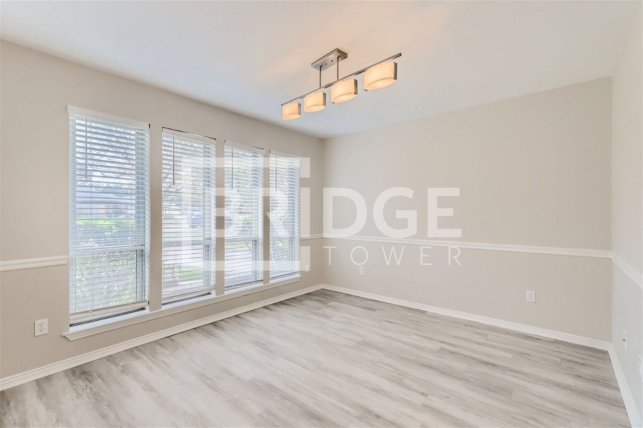 2933 Deep Valley Trl - Photo 3 of 25