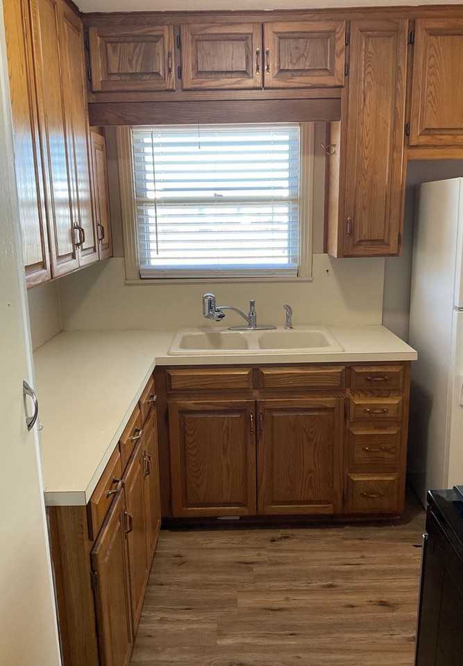 920 Fannin Loop - Photo 2 of 20