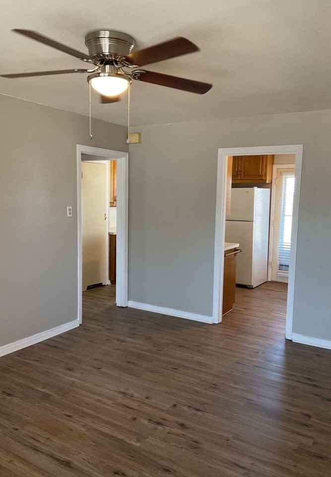 920 Fannin Loop - Photo 6 of 20