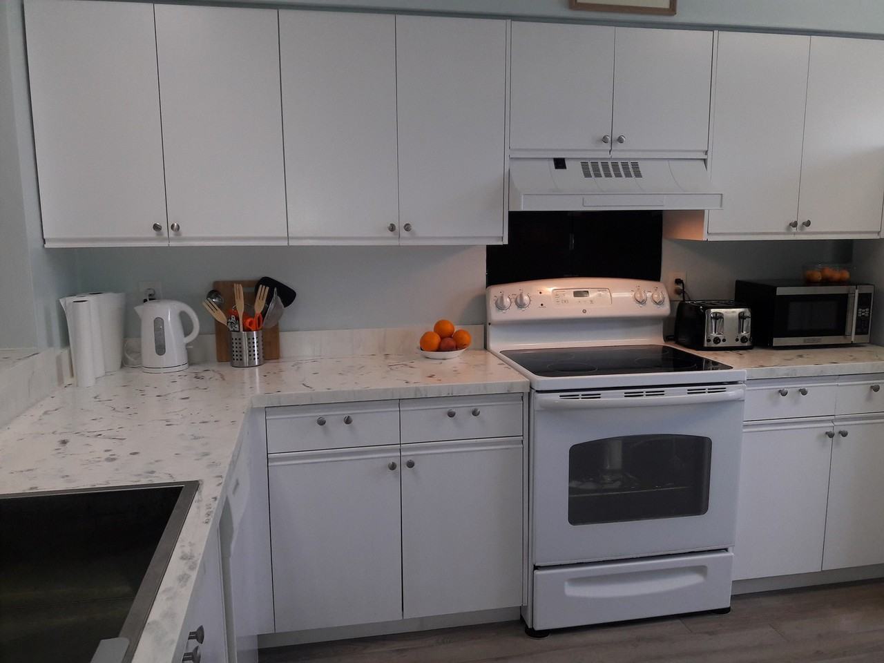 2713 60th Avenue Dr W - Photo 2 of 16