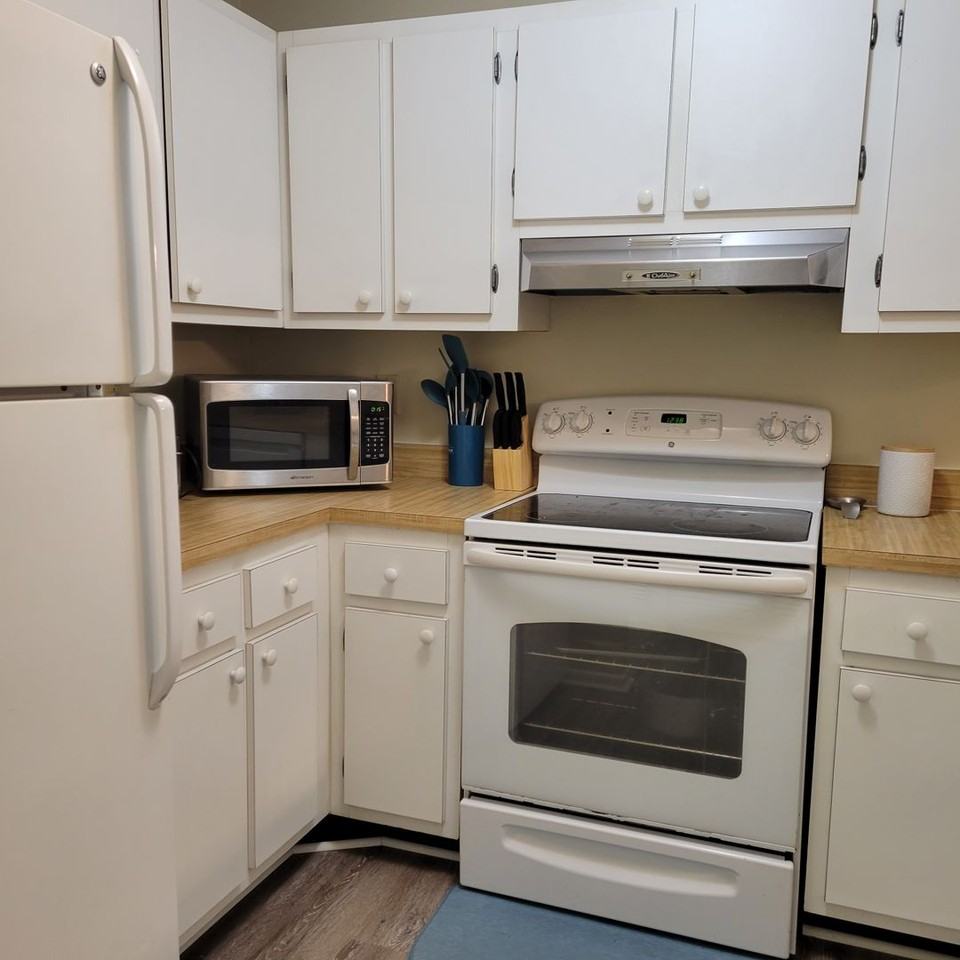 3275 Beneva Road #104 - Photo 3 of 23