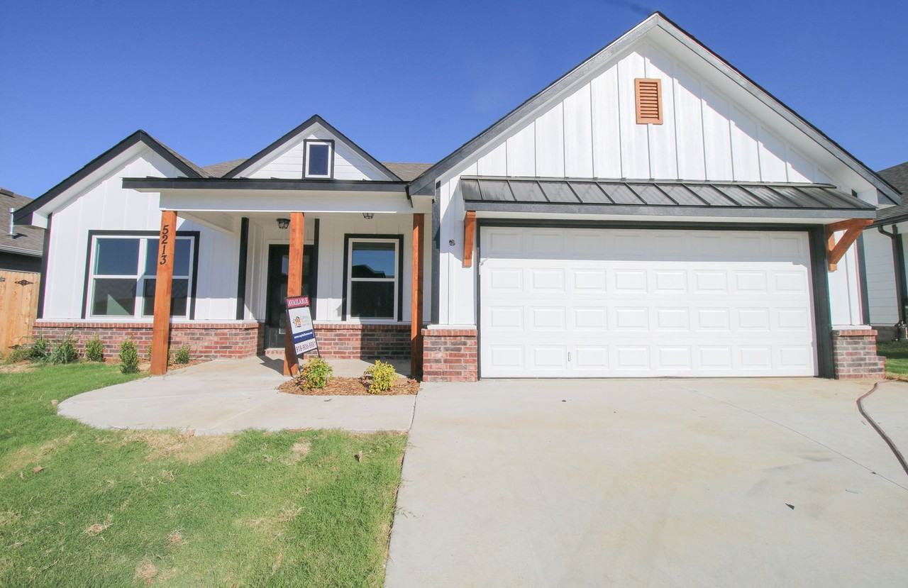 5213 Nassau Ave - Photo 2 of 33