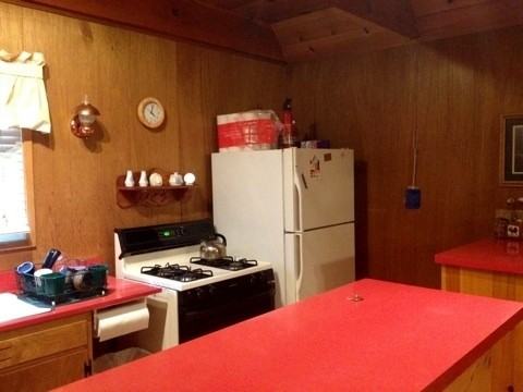 730 Tata Ln - Photo 2 of 14