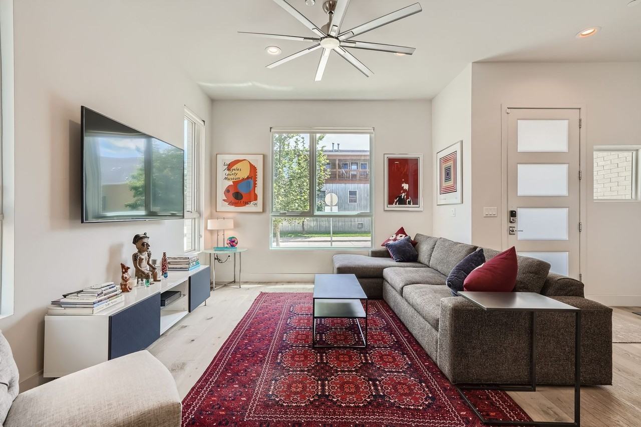 3111 Bluff St - Photo 6 of 28