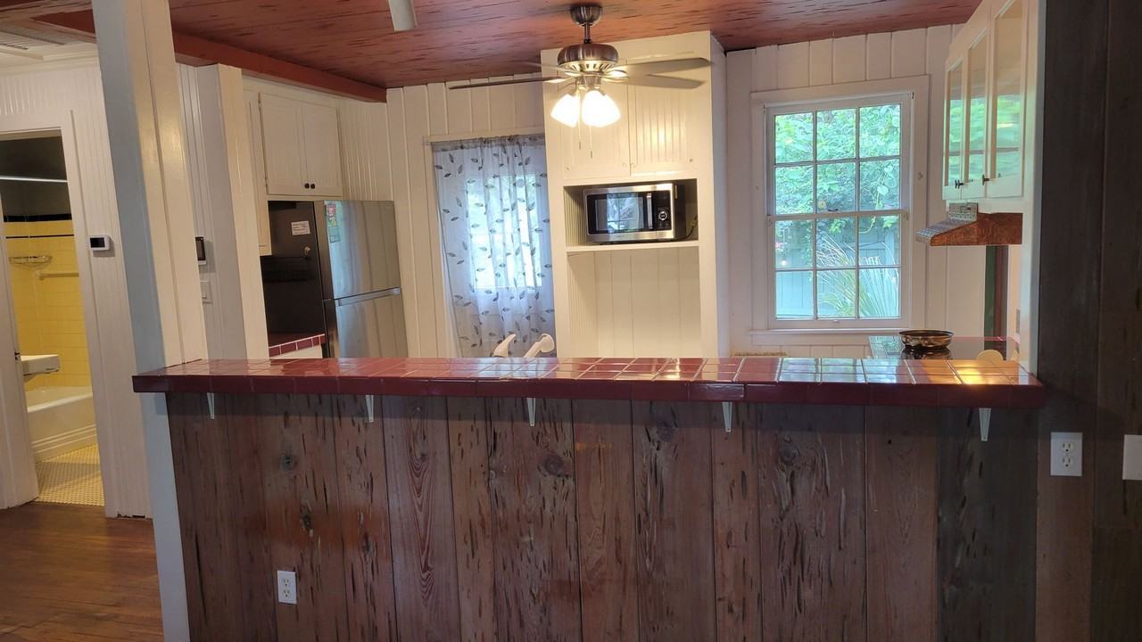 3B Russ En Urbe Ct - Photo 3 of 14