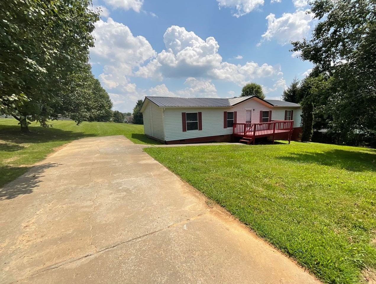 5556 Denton Dr - Photo 2 of 24