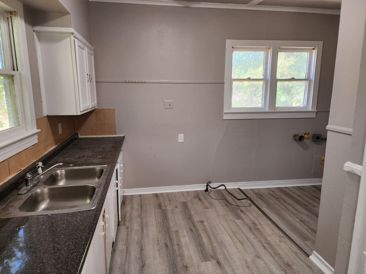 1332 Wilkinson St - Photo 7 of 7