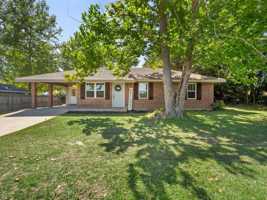 featured image of 8603 Main St