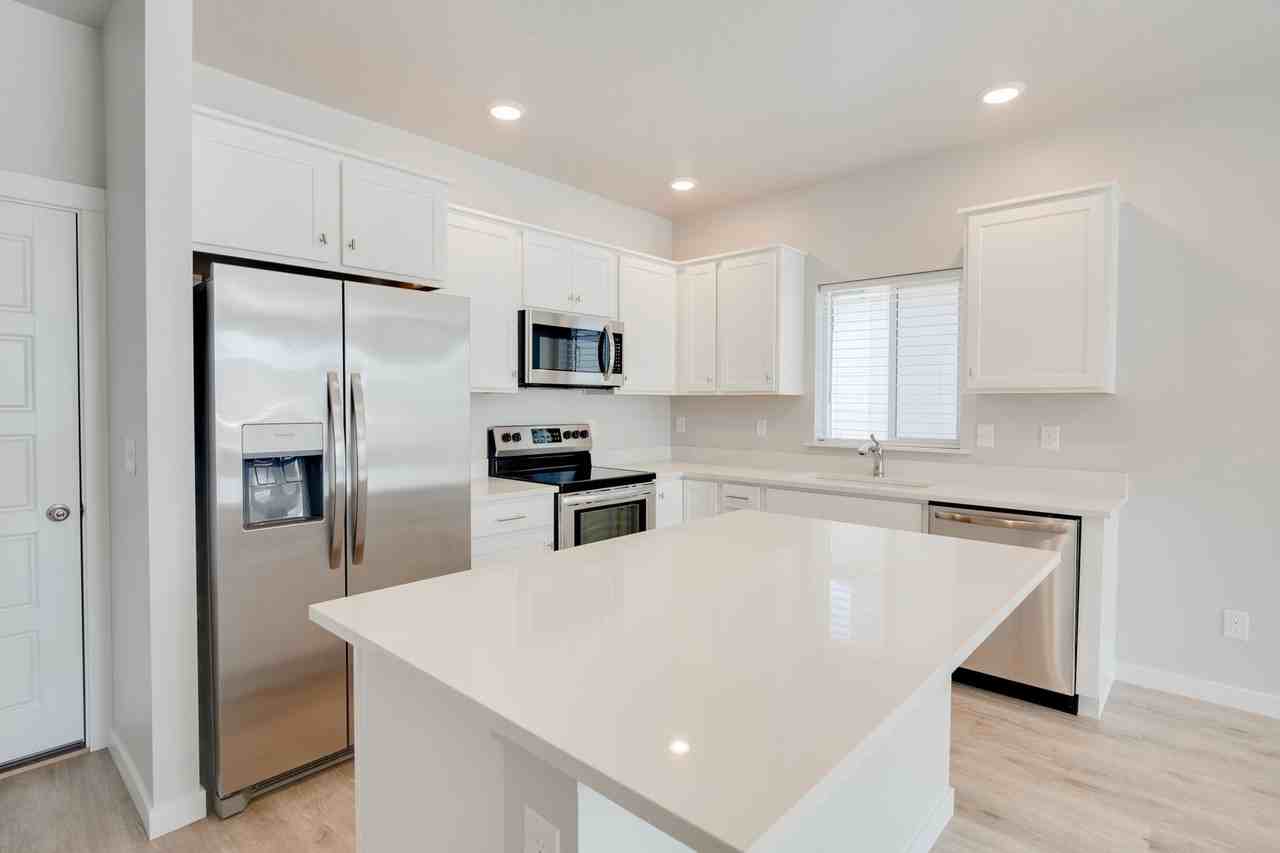 283 S Fritts Ave - Photo 7 of 23