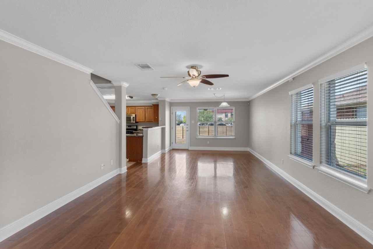 3417 Savage Springs Dr - Photo 4 of 36