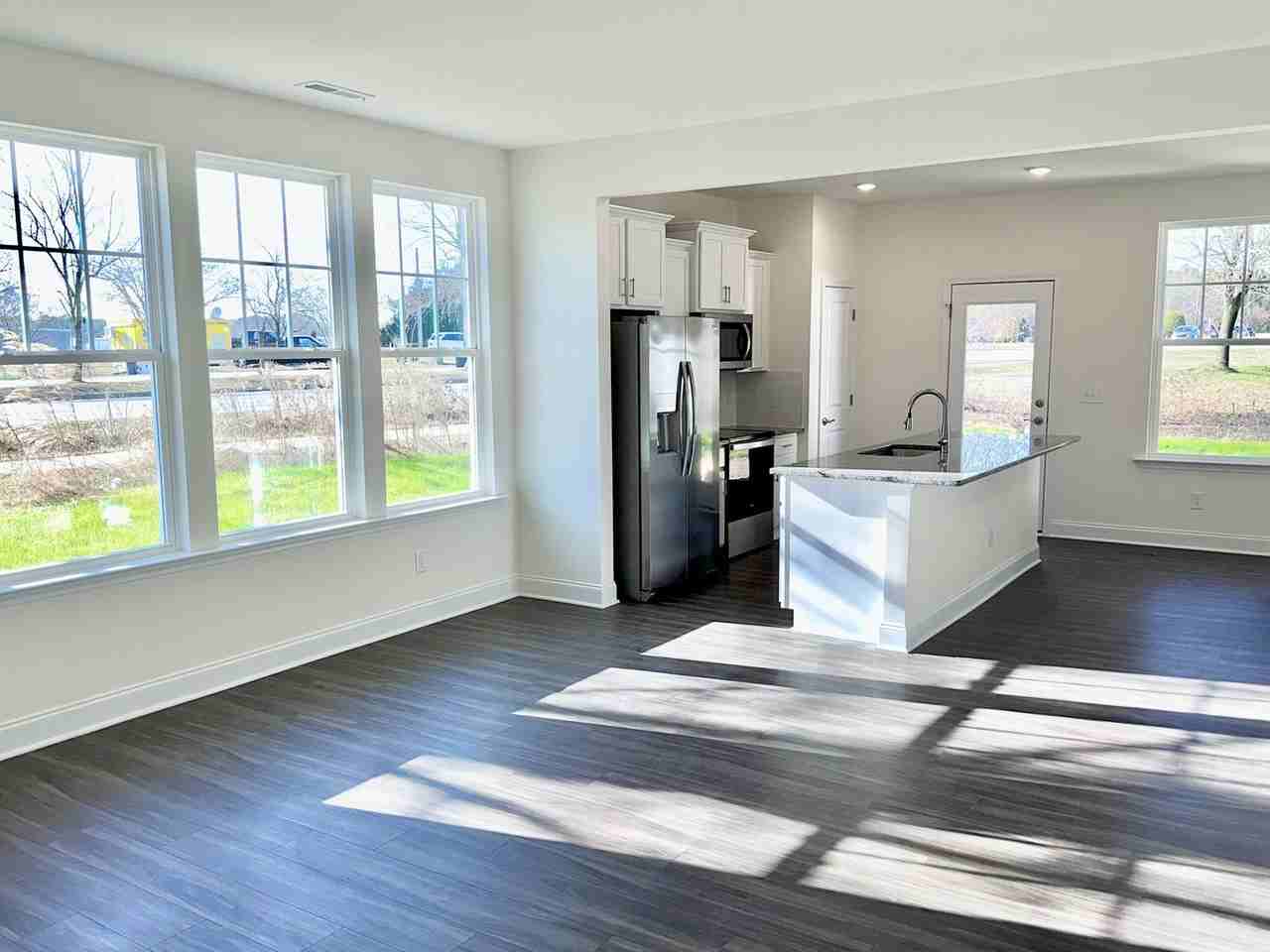 156 Wildflower Cir - Photo 6 of 20