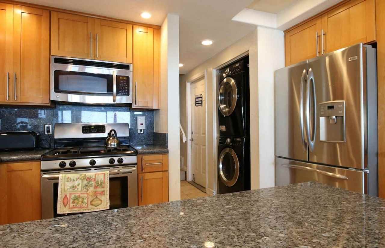 3239 Ocean Front Walk - Photo 7 of 43