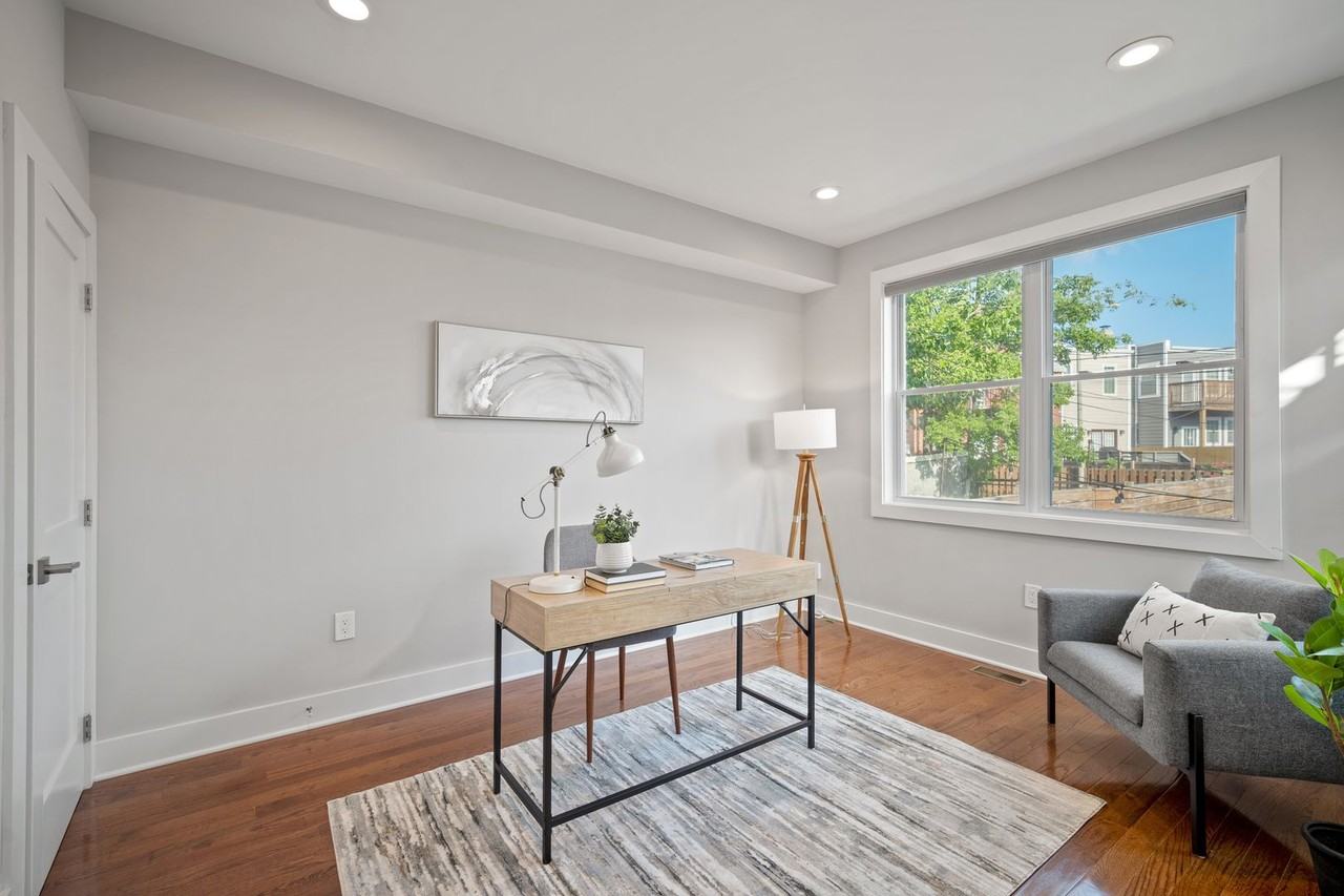 125 Rhode Island Ave Ne #1 - Photo 3 of 38