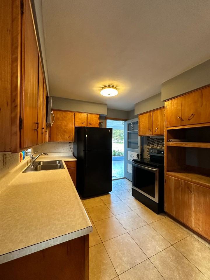 1400 Carolina Ave - Photo 6 of 29