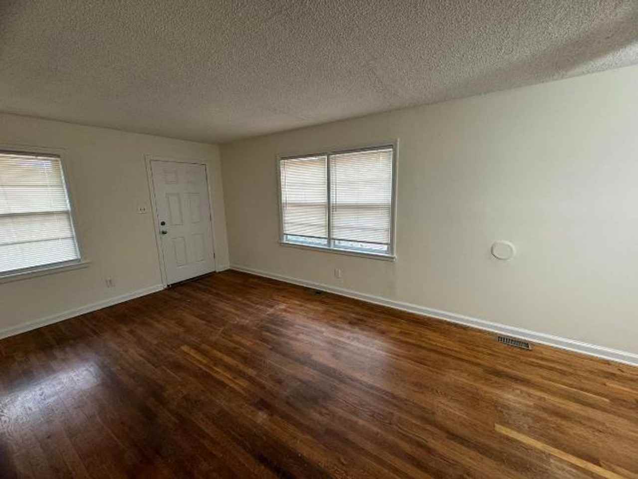 1214 Downing Rd - Photo 3 of 12