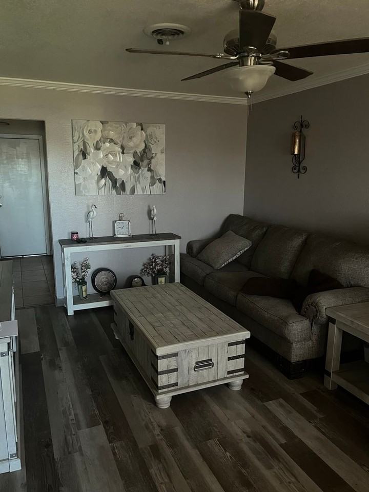 1105 Alta Vista Dr - Photo 2 of 16