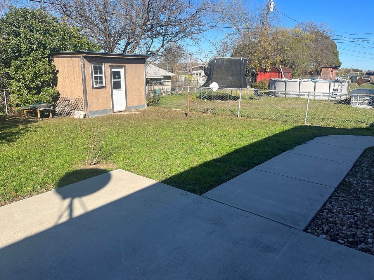 1105 Alta Vista Dr - Photo 2 of 21