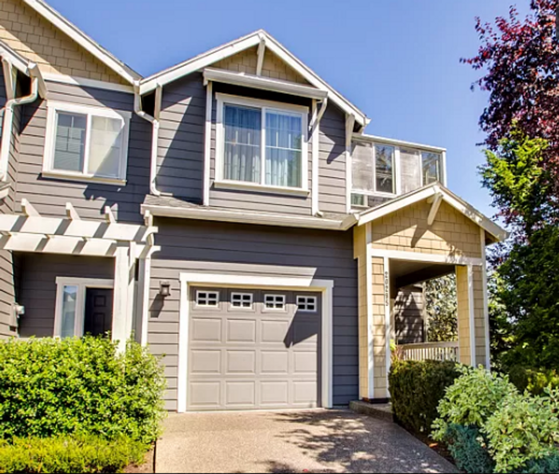 20295 Hoodview Ave - Photo 2 of 18