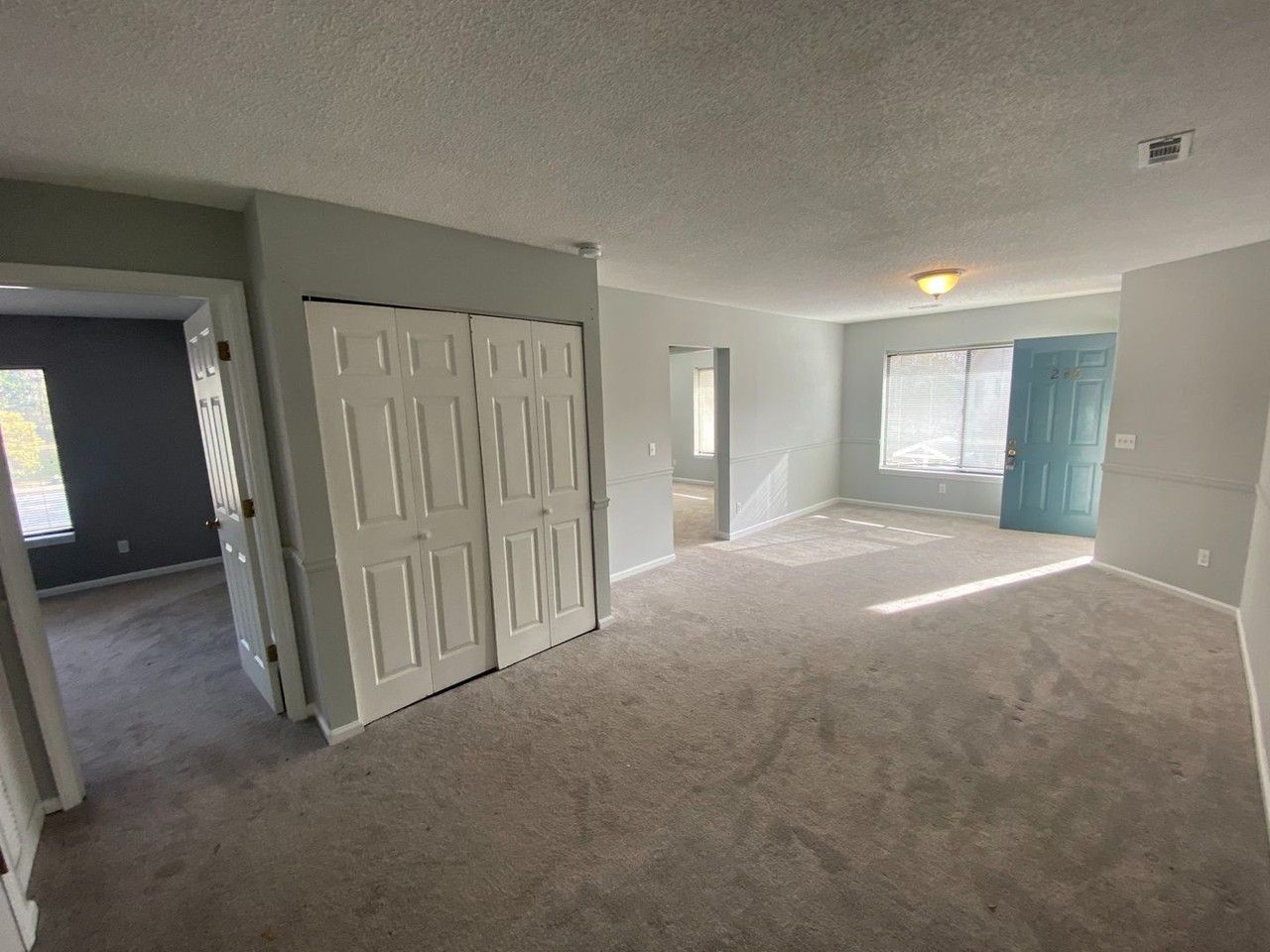 236 Davidson St - Photo 7 of 10