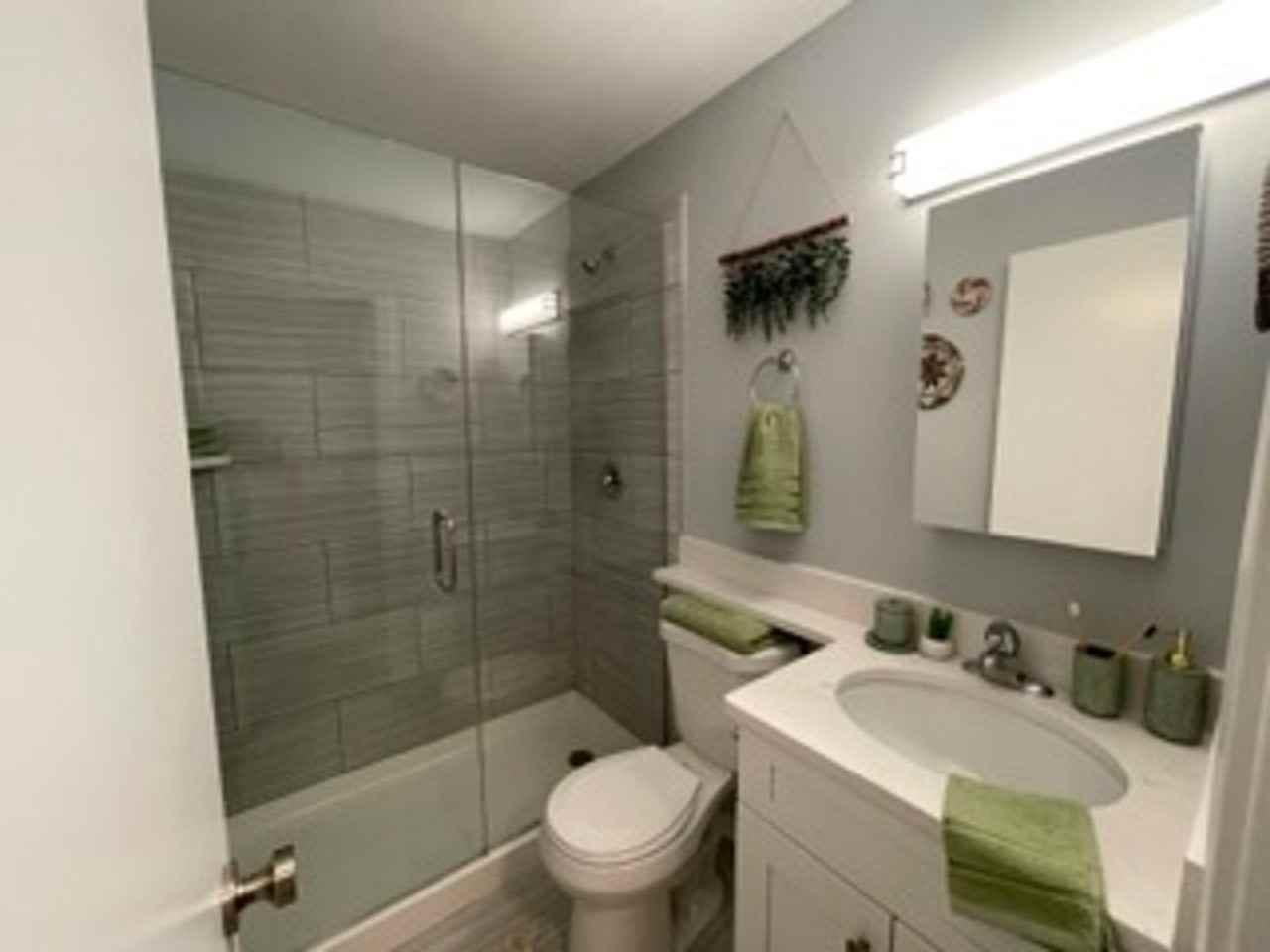 5240 5240 N. Winthrop - 207 #207 - Photo 3 of 15