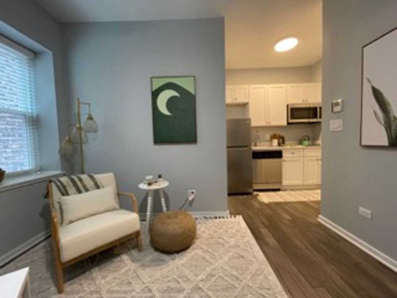 5240 5240 N. Winthrop - 409 #409 - Photo 4 of 17