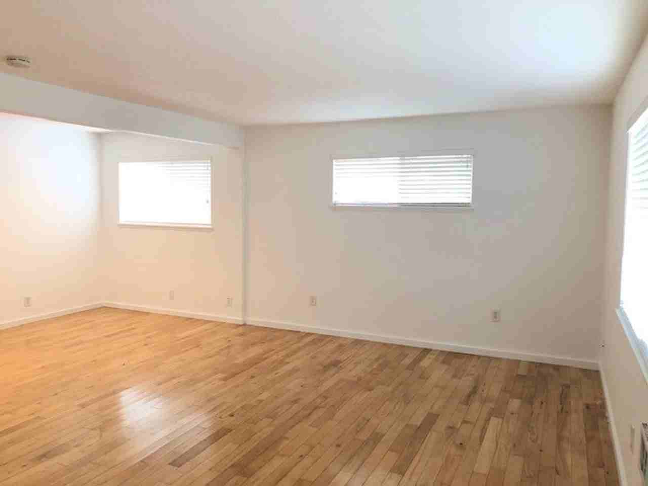 5518 N Haight Ave - Photo 5 of 18