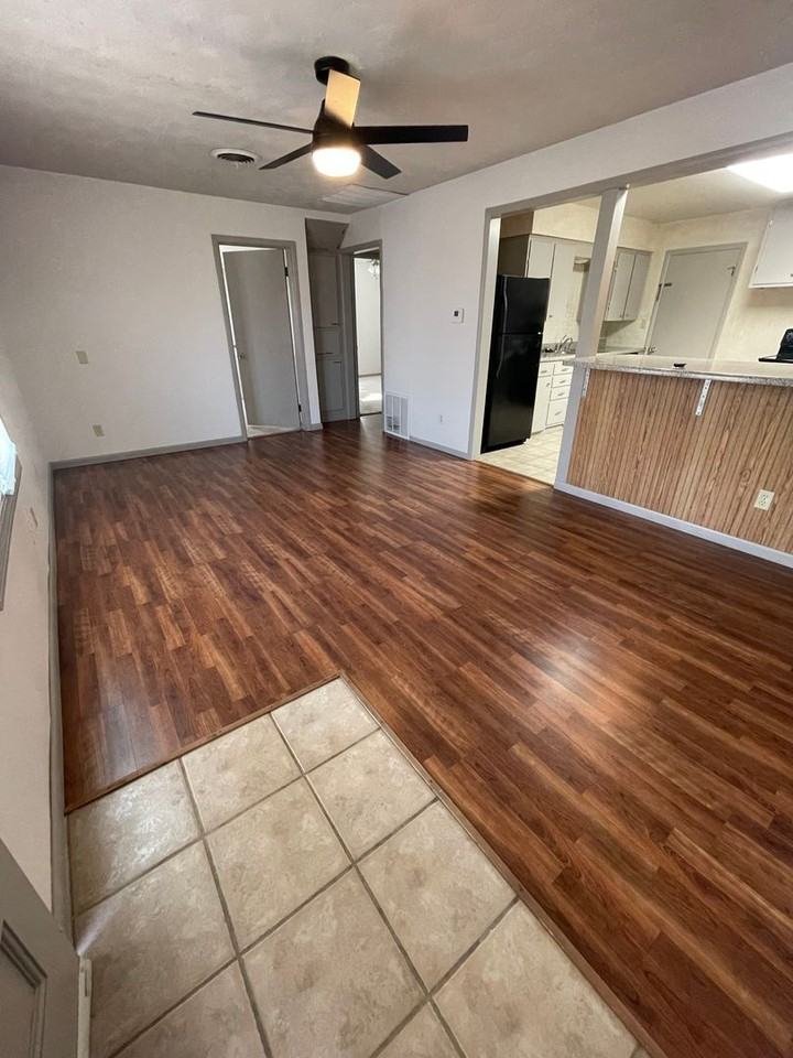 3809 Forest Ave - Photo 2 of 10