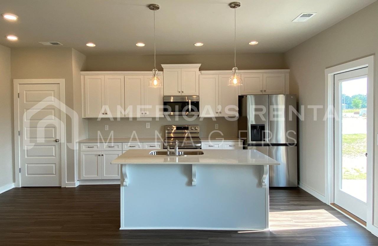 11 County Road 1702 - Photo 7 of 34