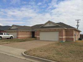 featured image of 712 Paso Fino St