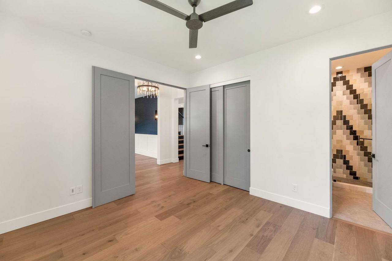 4518 N 39th St - Photo 6 of 29