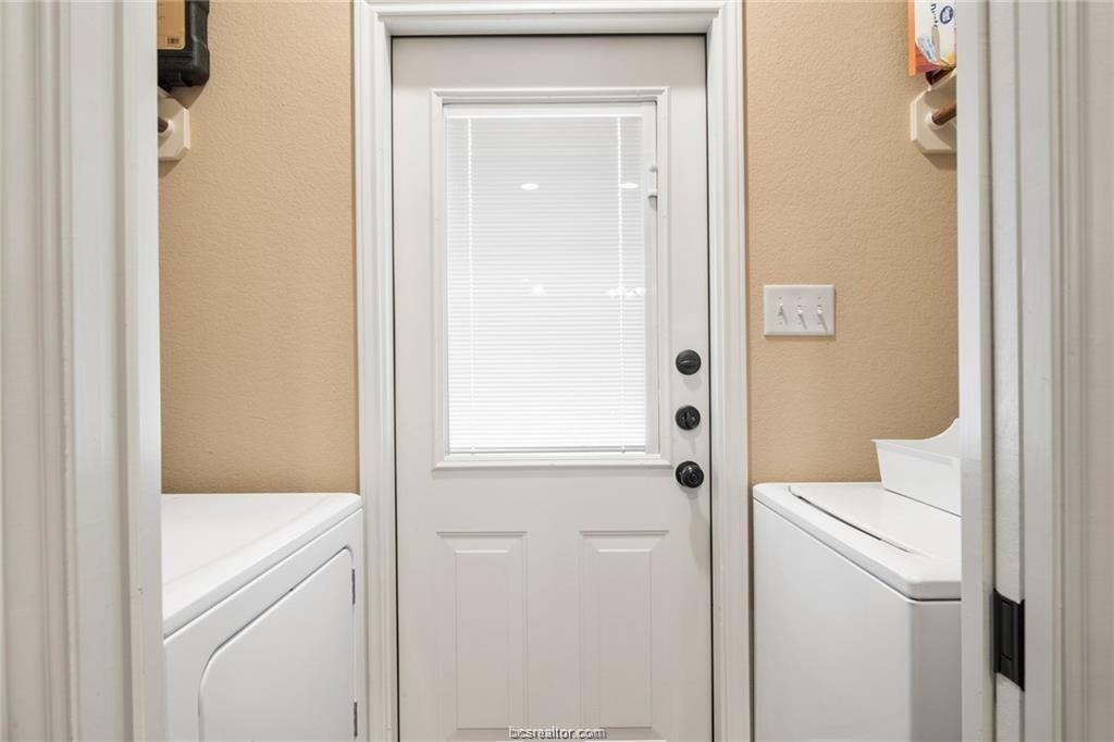 111 Kimber Ln - Photo 7 of 11