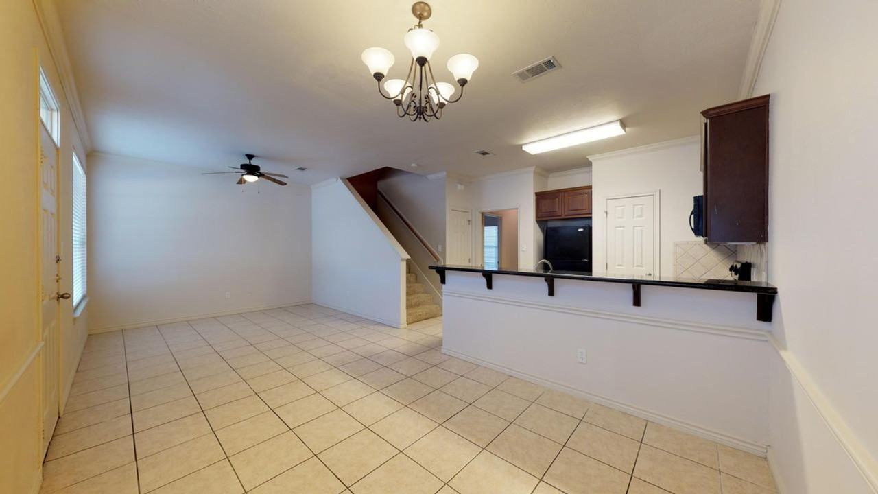 145 Forest Dr - Photo 2 of 26