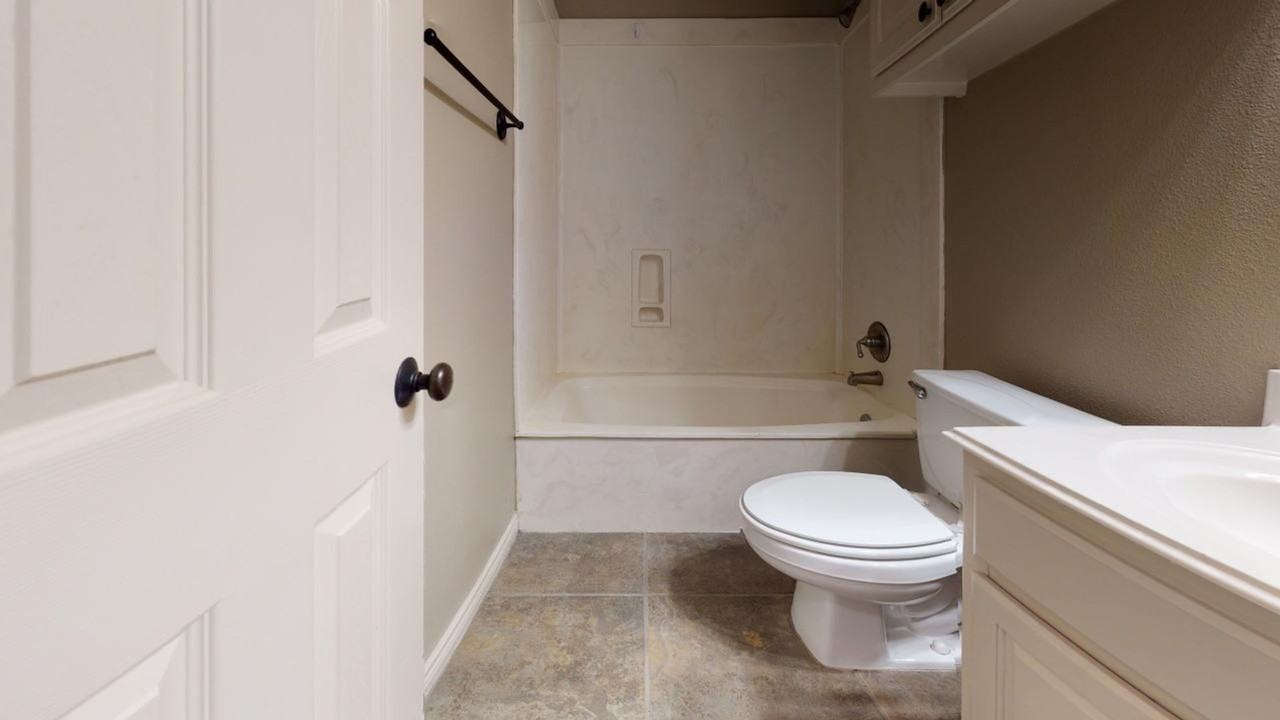 3806 Ransberg Ct - Photo 5 of 15