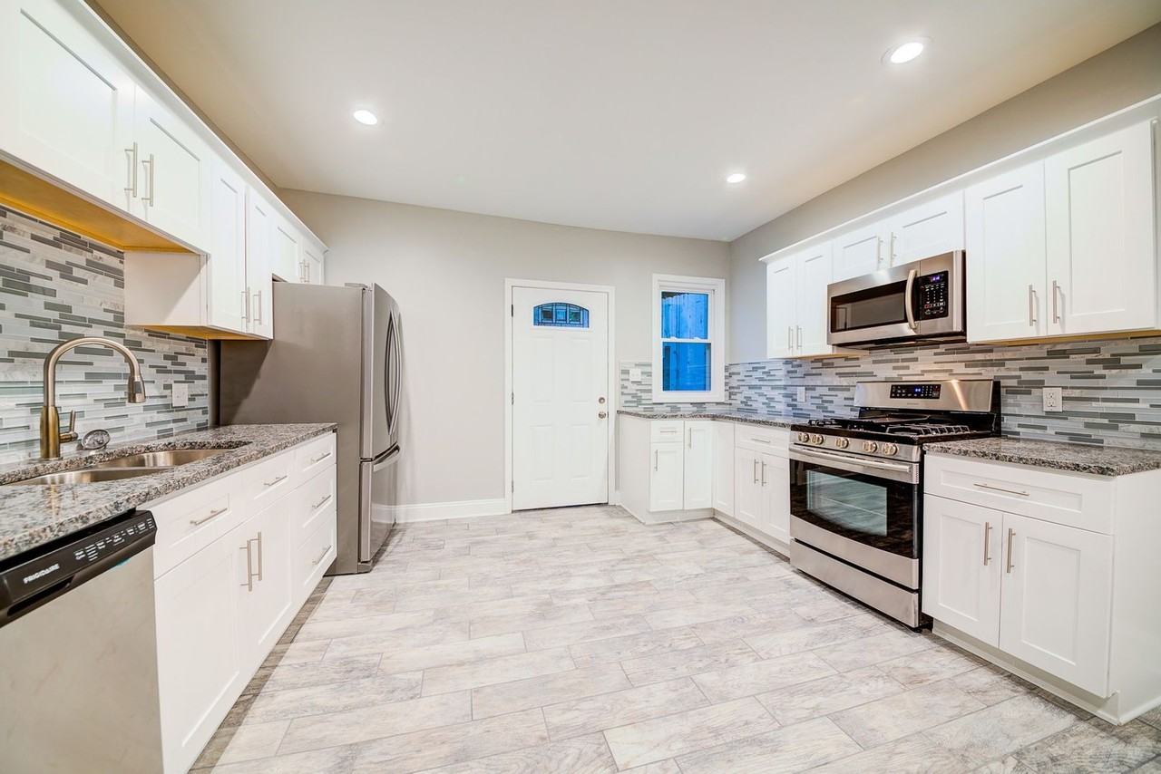 33 Southern Ave - Photo 6 of 23