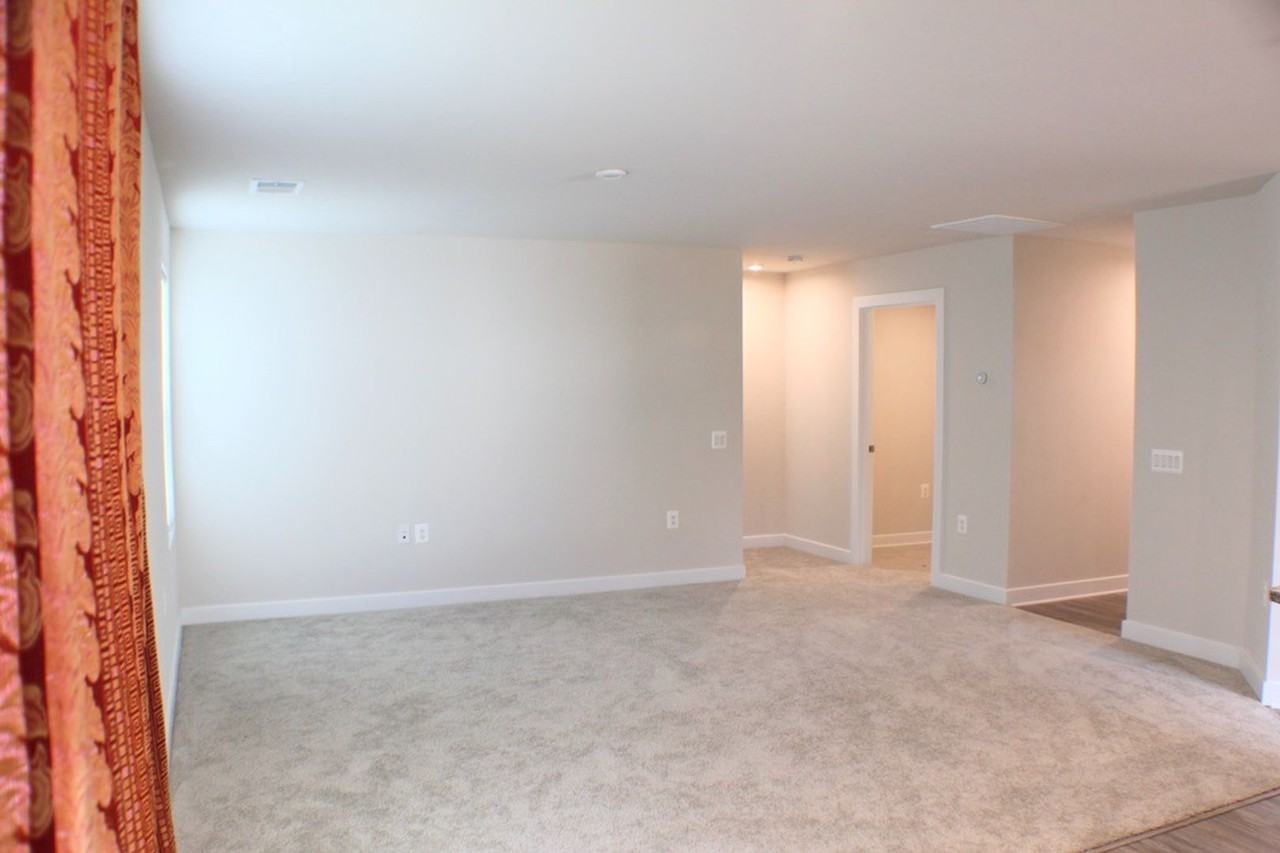 105 Peak Drive - Photo 2 of 18