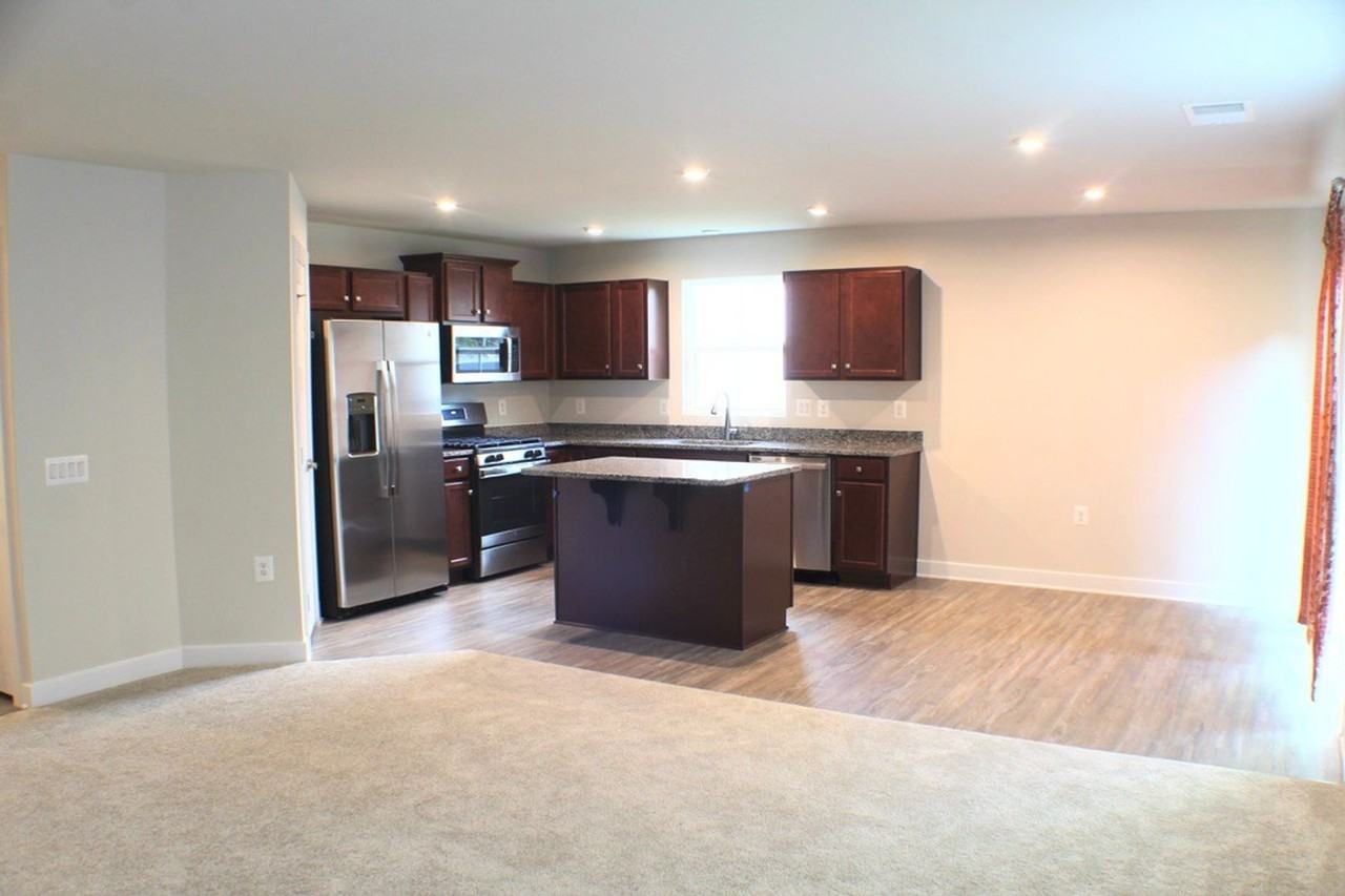 105 Peak Drive - Photo 3 of 18