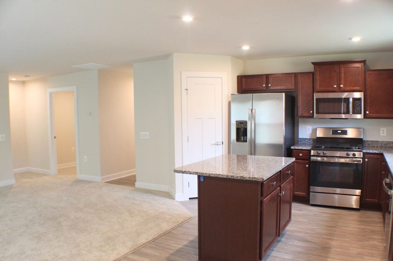 105 Peak Drive - Photo 5 of 18