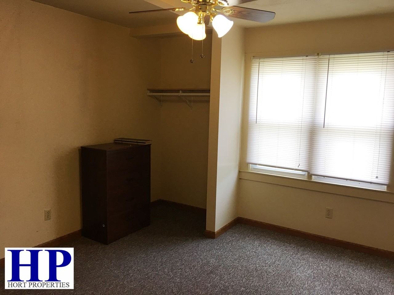 1223 3rd St - Photo 6 of 9