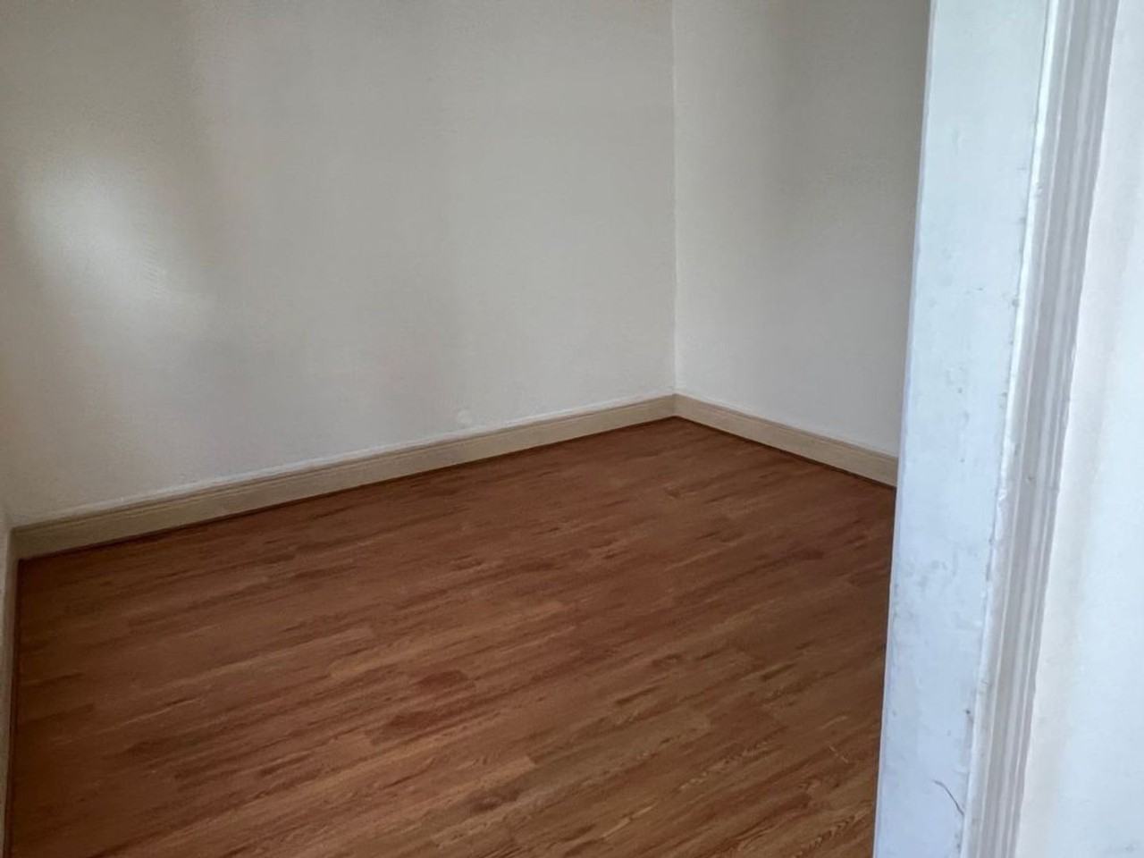 2119 W Brown St - Photo 3 of 10