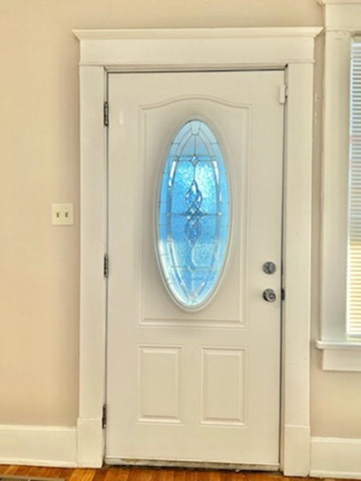 2380 Forest Ave - Photo 3 of 9