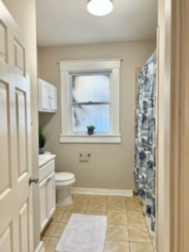 2380 Forest Ave - Photo 7 of 9