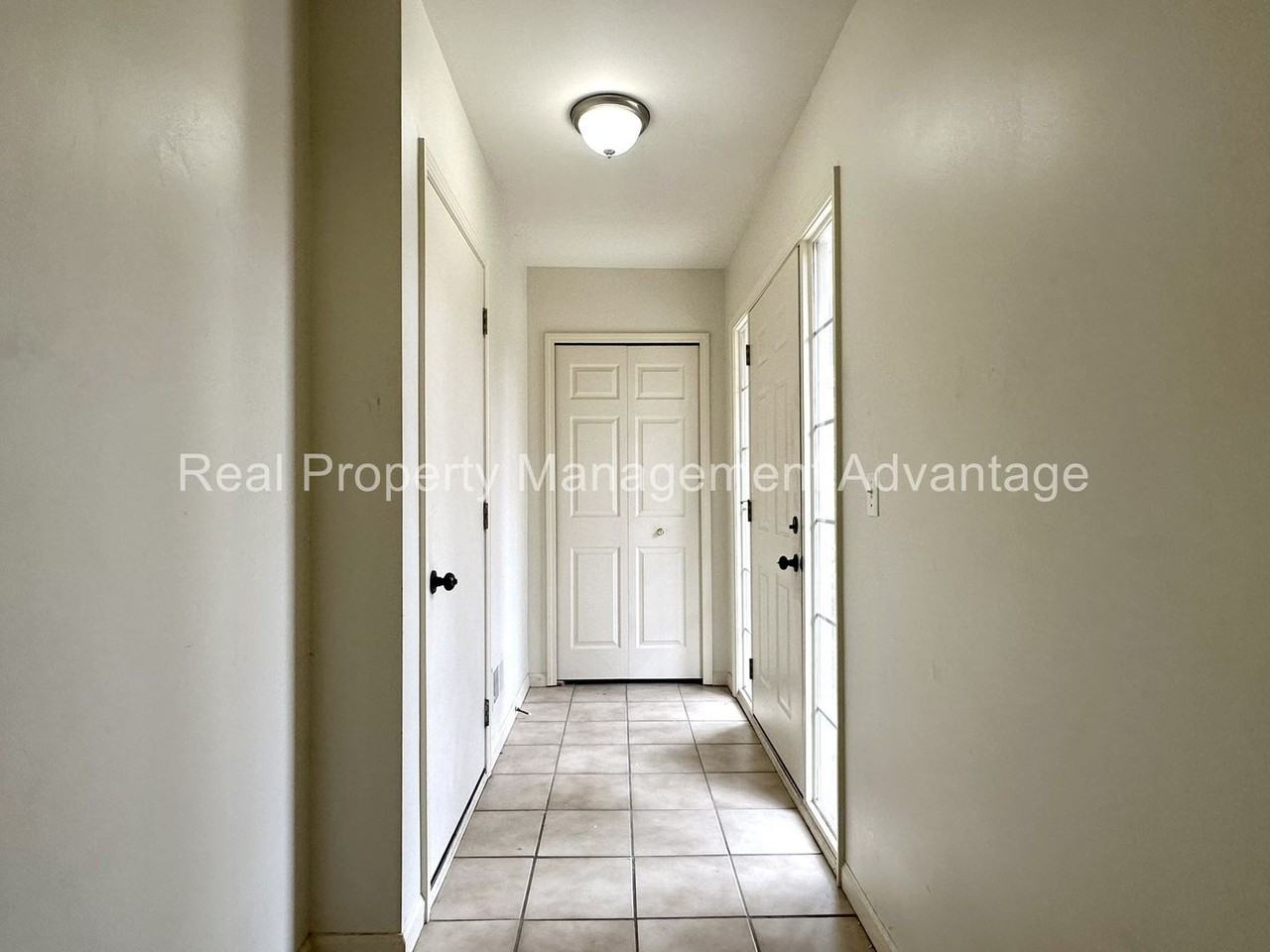 2211 Saratoga Blvd - Photo 3 of 22