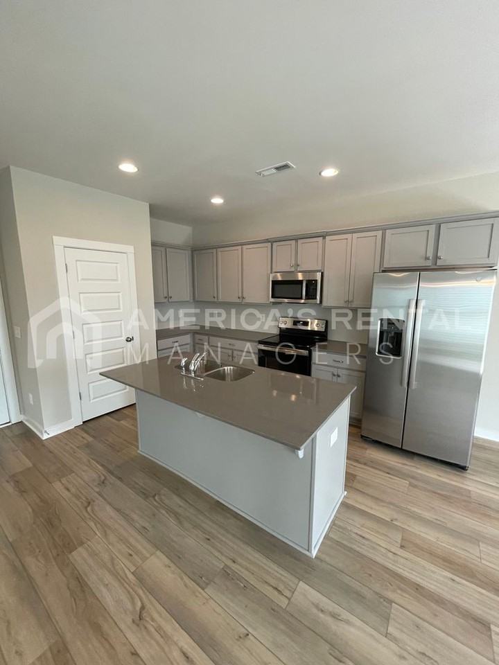 2141 Ellsworth Loop Rd Sw - Photo 6 of 37